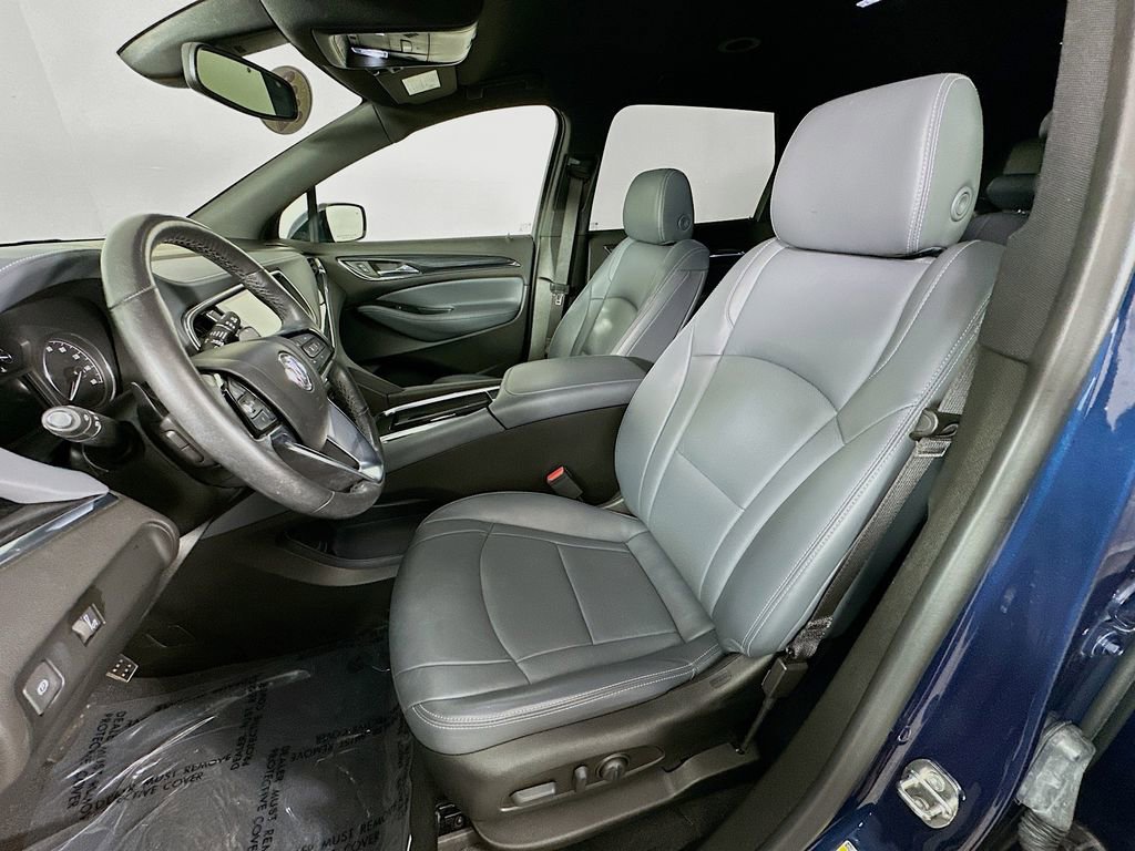 Used 2023 Buick Enclave Essence image 26
