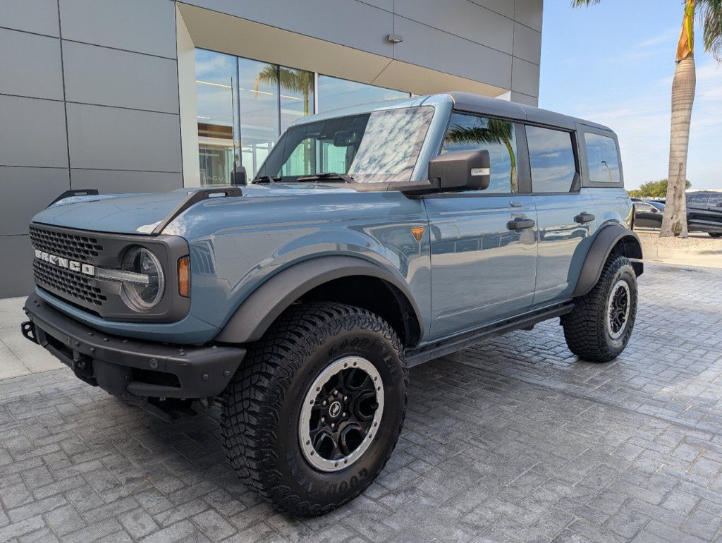 Used 2022 Ford Bronco Badlands AWD/4WD image 1