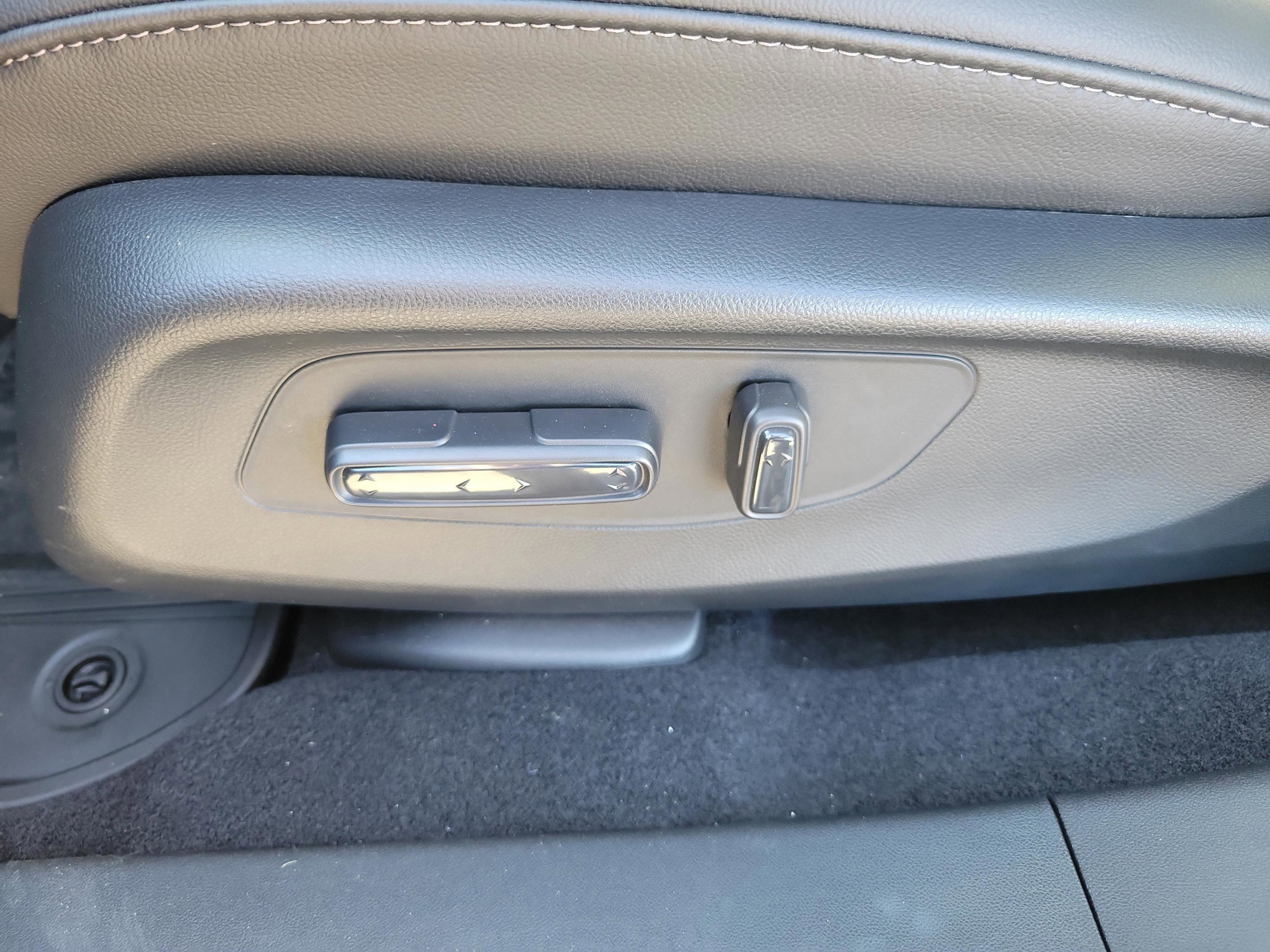 New 2026 Honda HR-V EX-L image 16