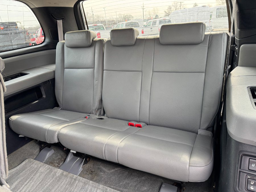 Used 2008 Toyota Sequoia SR5 image 17
