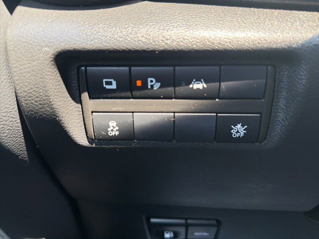 Used 2022 Nissan Versa S FWD image 22