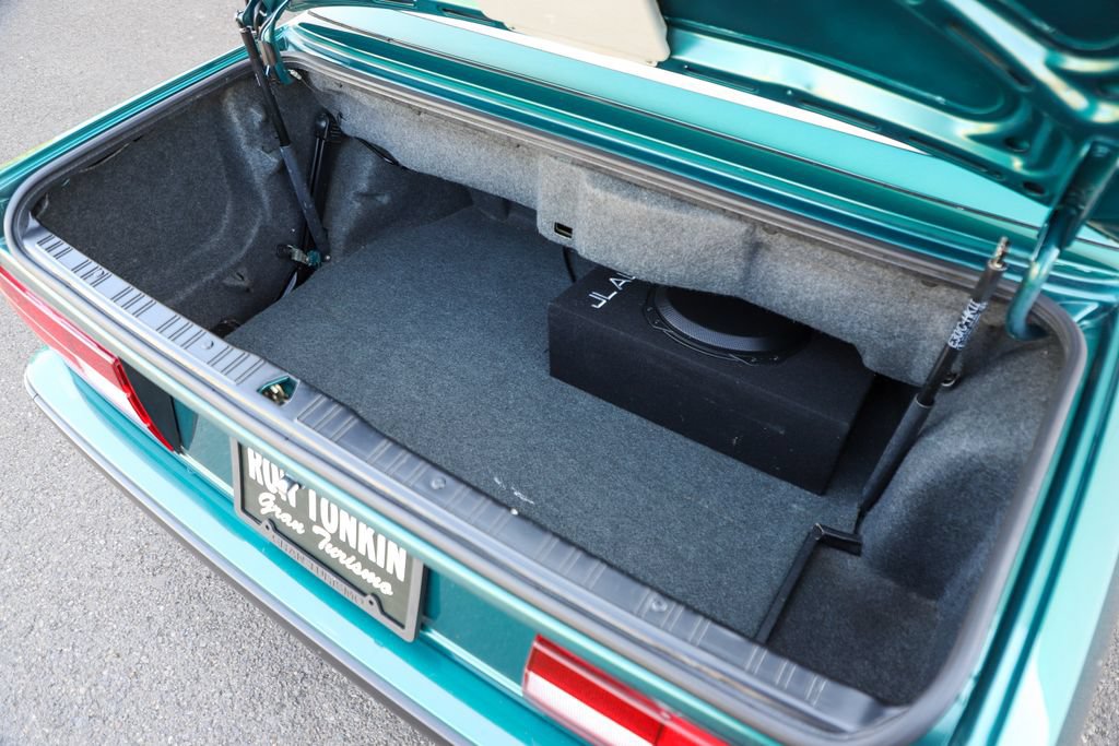 Used 1992 BMW 325i Convertible RWD image 33