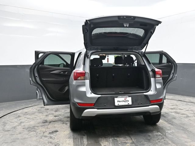 Used 2025 Chevrolet TrailBlazer LT w/ Driver Confidence Package image 45