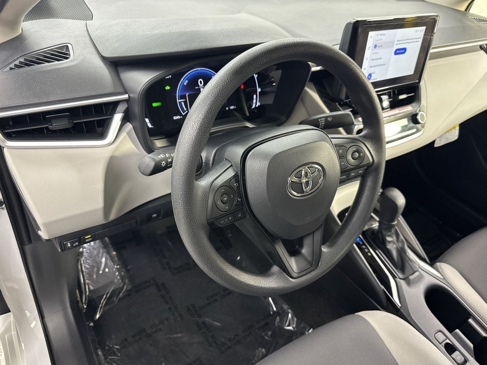 Used 2026 Toyota Corolla LE FWD image 13