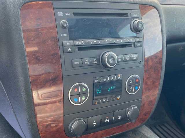 Used 2011 Chevrolet Avalanche LT image 10