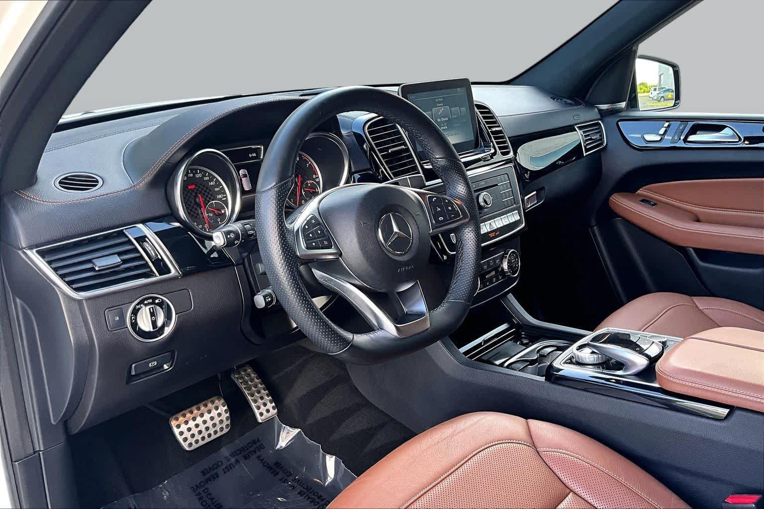 Used 2018 Mercedes-Benz GLE 43 AMG 4MATIC image 16