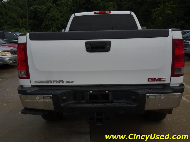 Used 2011 GMC Sierra 3500 SLT w/ SLT Convenience Package AWD/4WD image 8