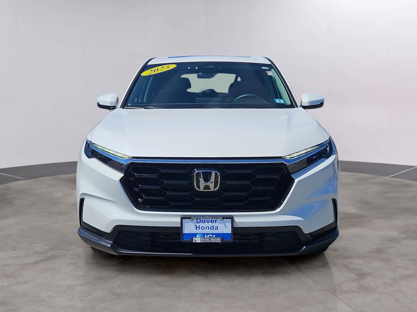 Certified 2025 Honda CR-V EX image 2