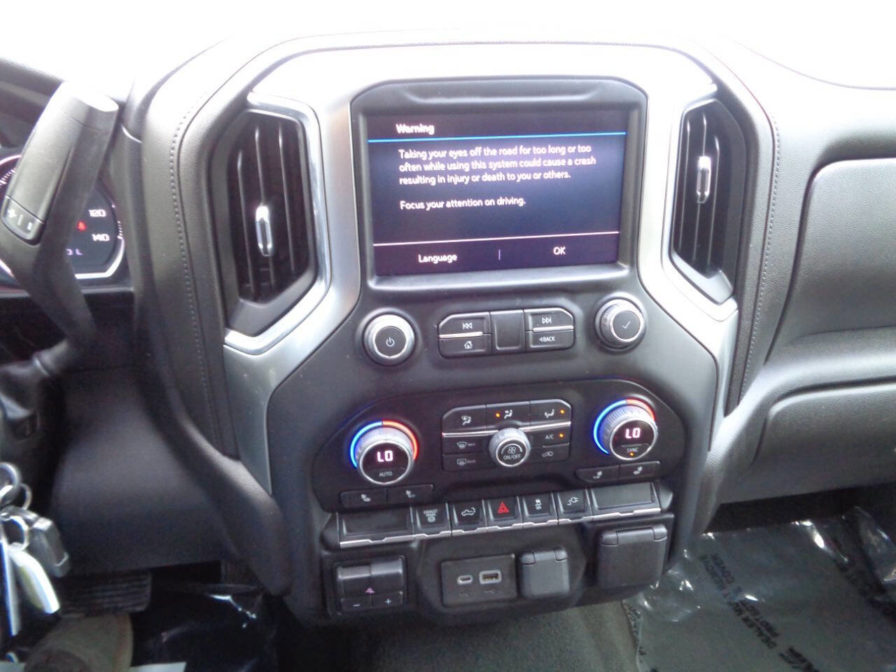 Used 2022 Chevrolet Silverado 2500 LT w/ Fleet Comfort Package AWD/4WD image 34