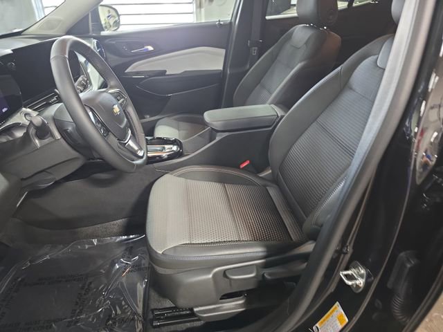 New 2026 Chevrolet Trax LT w/ Driver Confidence Package image 17