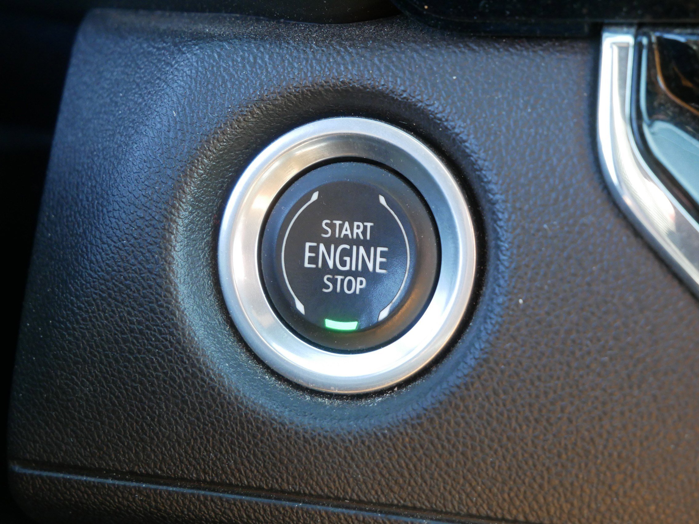 Used 2023 Chevrolet Colorado Trail Boss w/ Technology Package AWD/4WD image 27