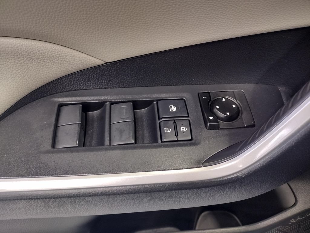 Used 2019 Toyota RAV4 XLE w/ Convenience Package AWD/4WD image 23
