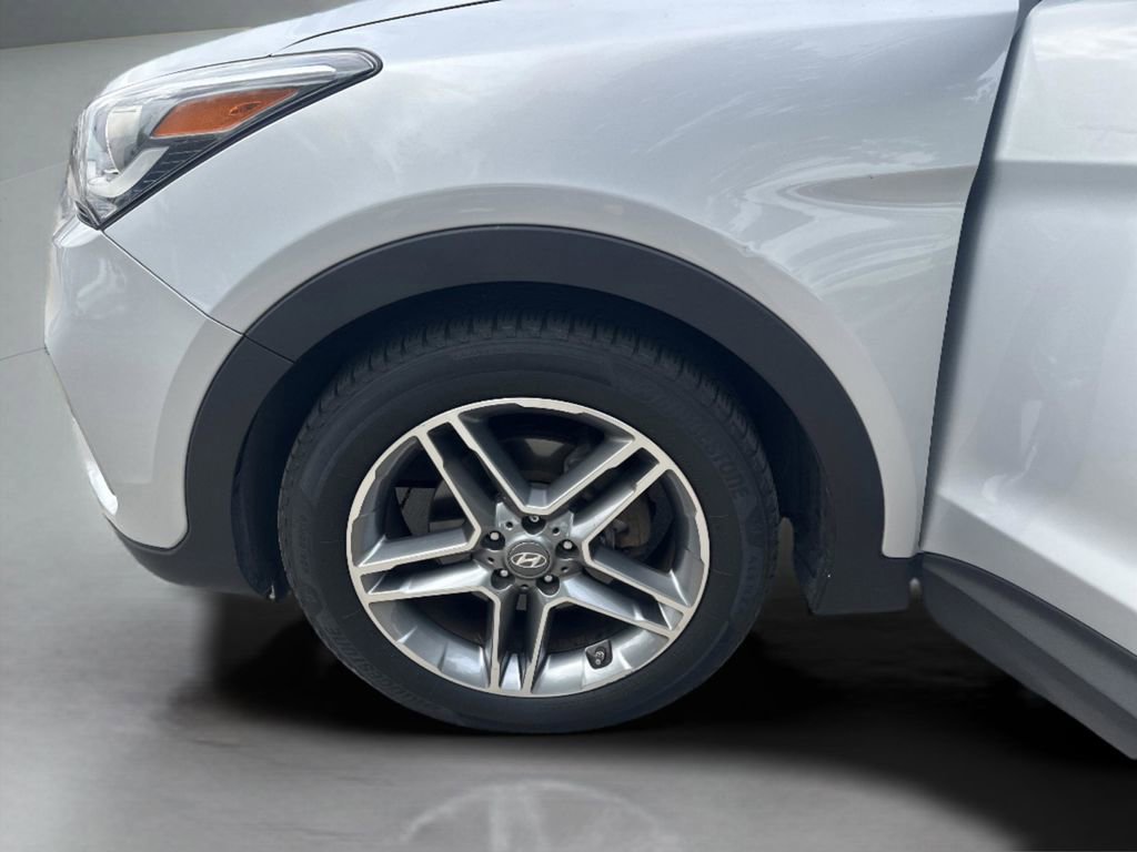 Used 2017 Hyundai Santa Fe SE w/ SE Ultimate Tech Package 03 AWD/4WD image 26
