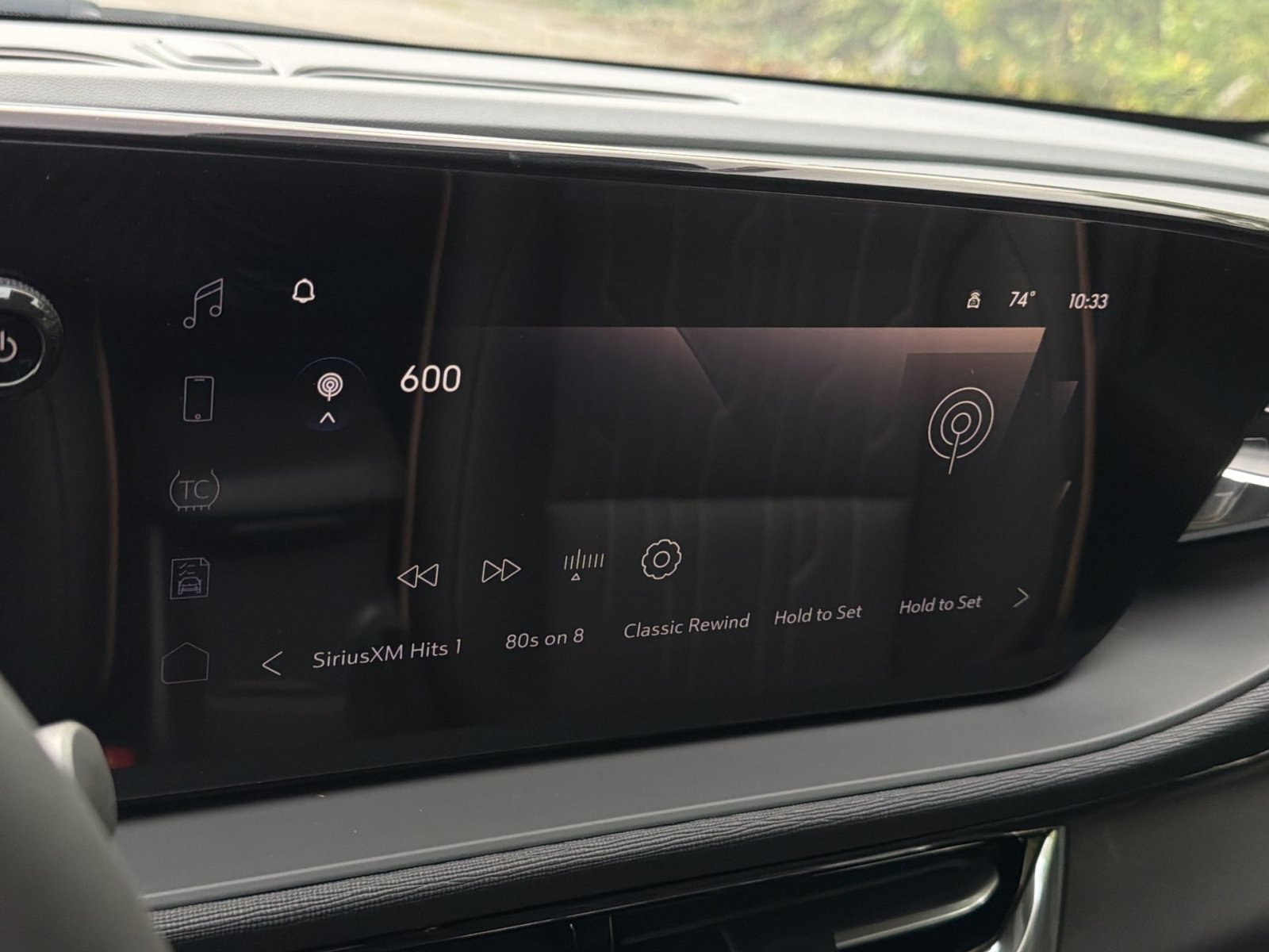 New 2026 Buick Envista Sport Touring FWD image 18