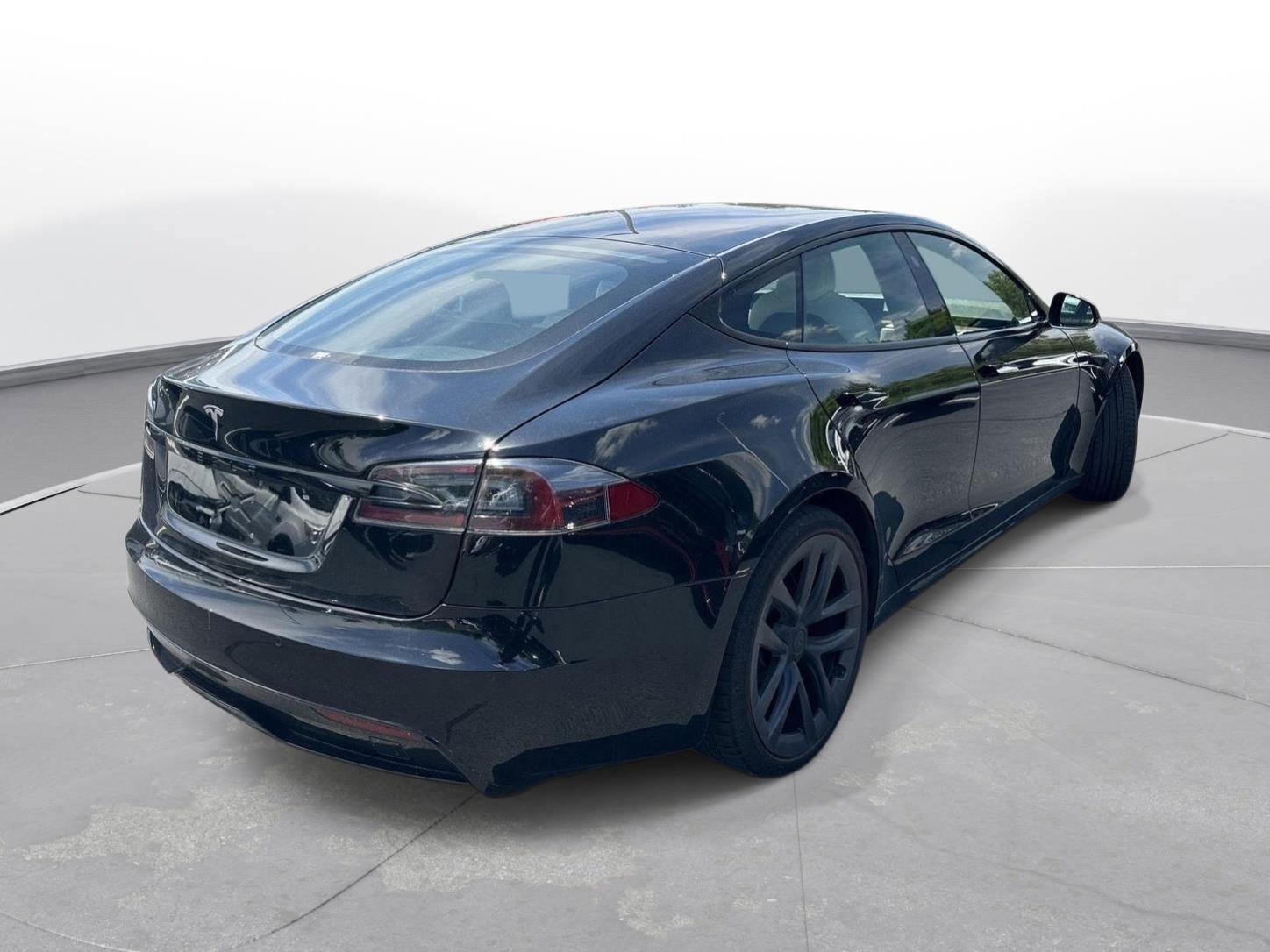 Used 2022 Tesla Model S AWD/4WD image 6