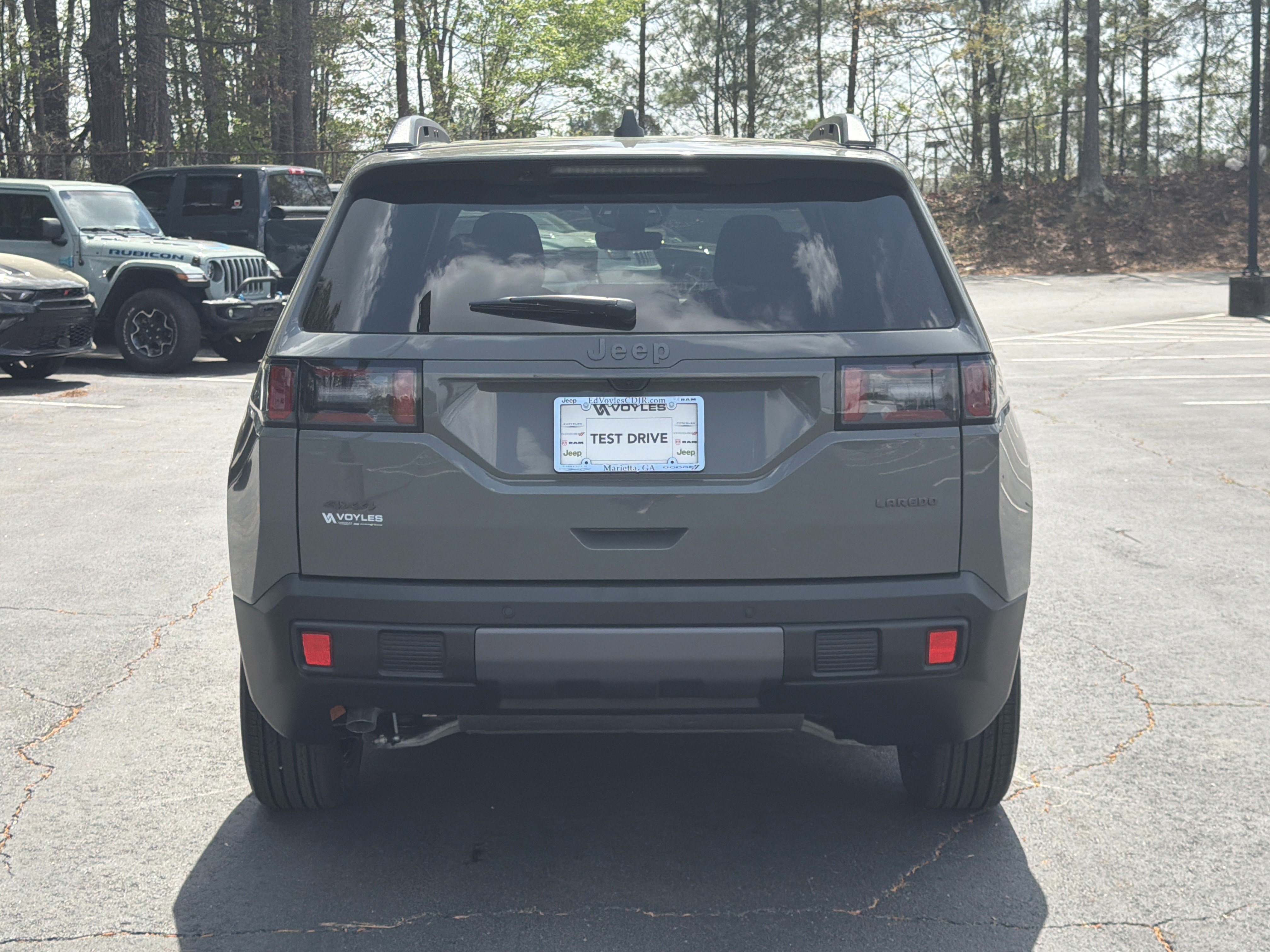 New 2026 Jeep Cherokee Laredo image 7