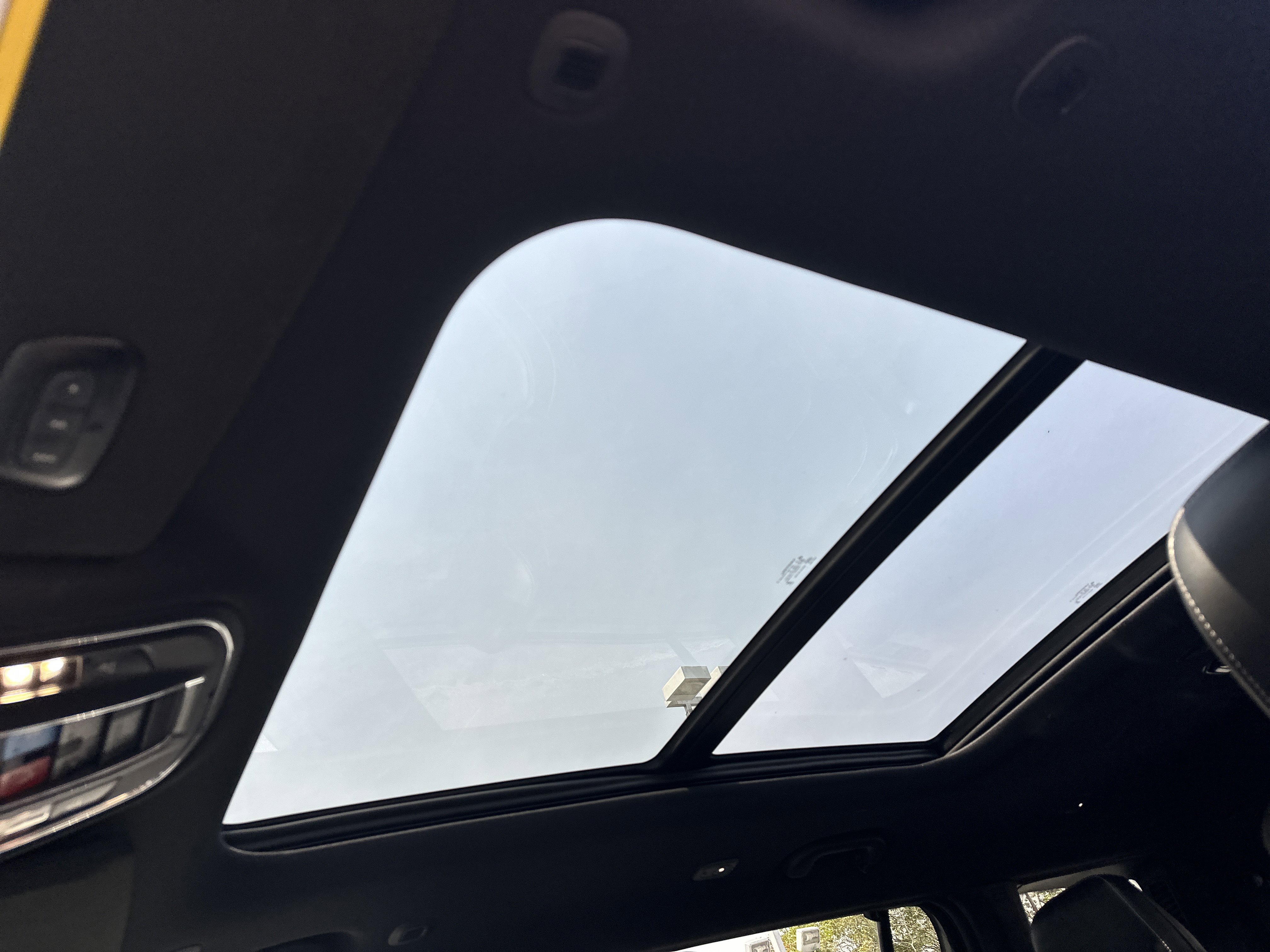 Used 2024 Jeep Grand Cherokee L Limited w/ Luxury Tech Group II image 37