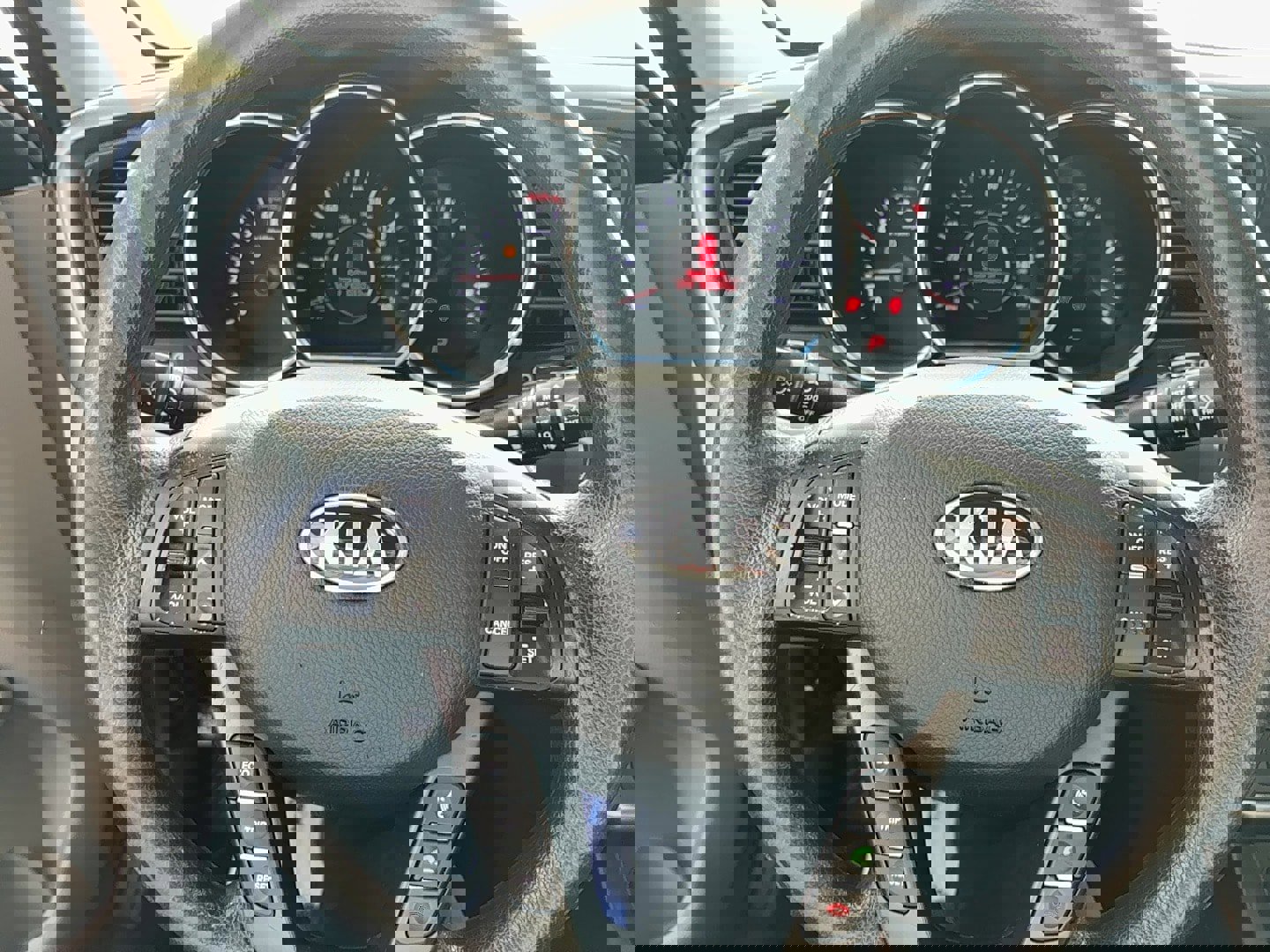 Used 2013 Kia Optima LX image 16