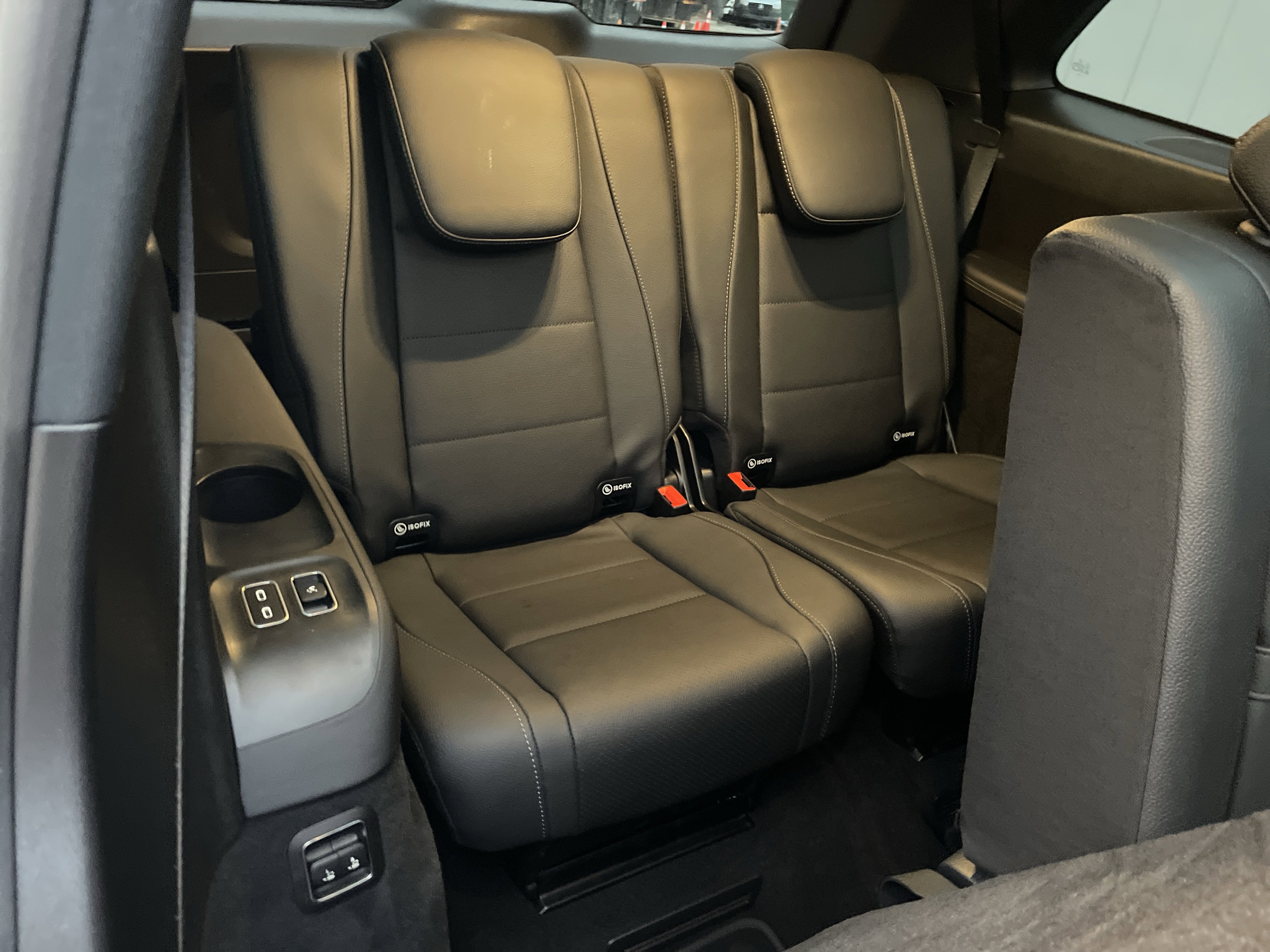 Certified 2024 Mercedes-Benz GLS 450 4MATIC image 49