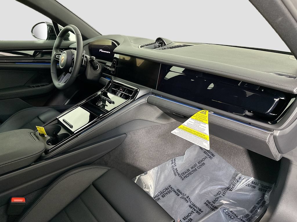 New 2026 Porsche Panamera RWD image 31