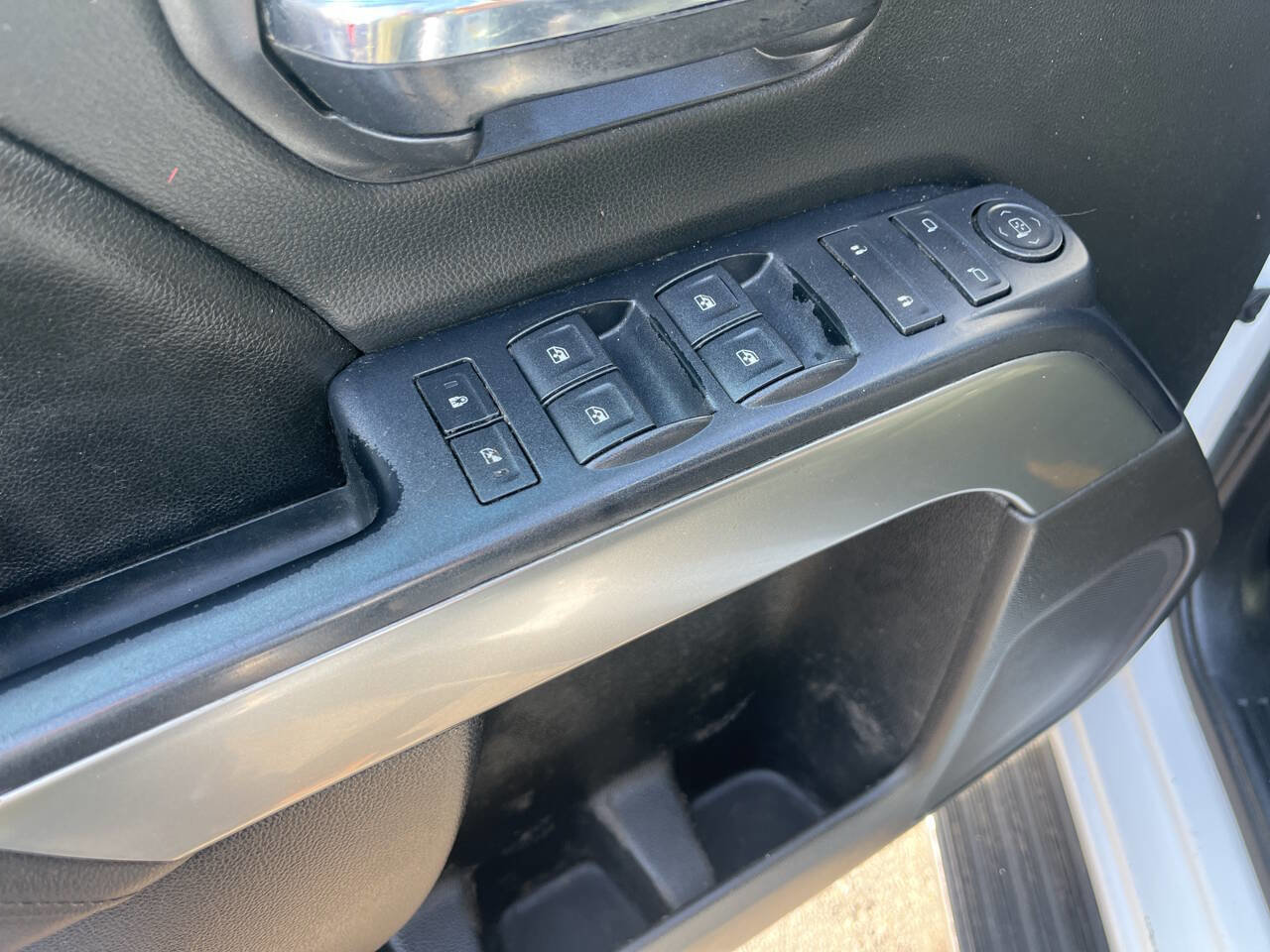 Used 2015 Chevrolet Silverado 1500 LT w/ All Star Edition image 18