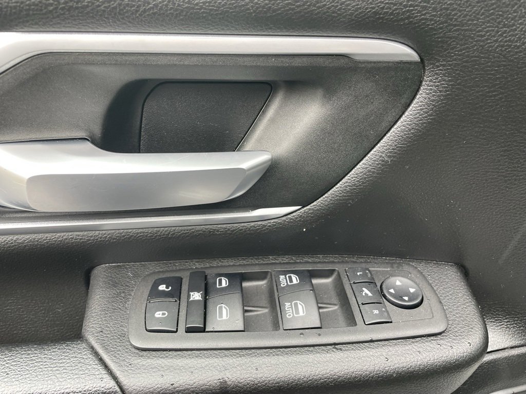 Used 2023 RAM 1500 Big Horn image 33