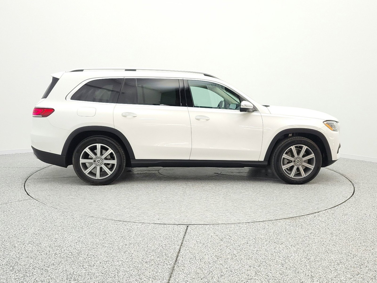 Certified 2022 Mercedes-Benz GLS 450 4MATIC image 4
