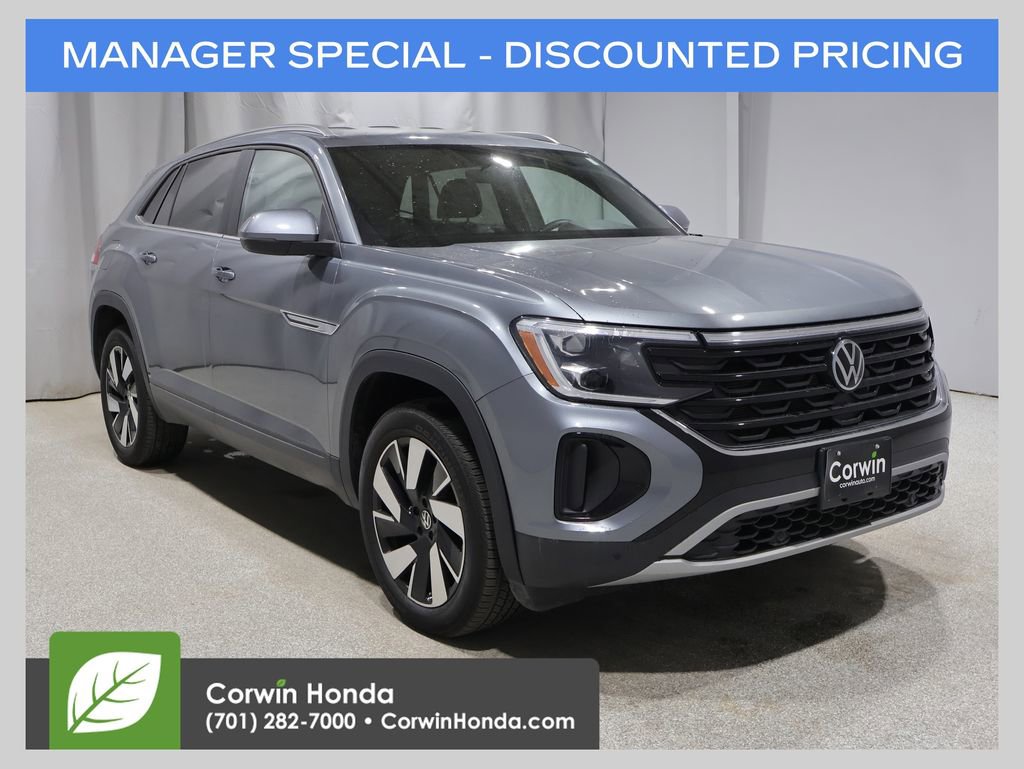 Used 2025 Volkswagen Atlas Cross Sport SE image 1