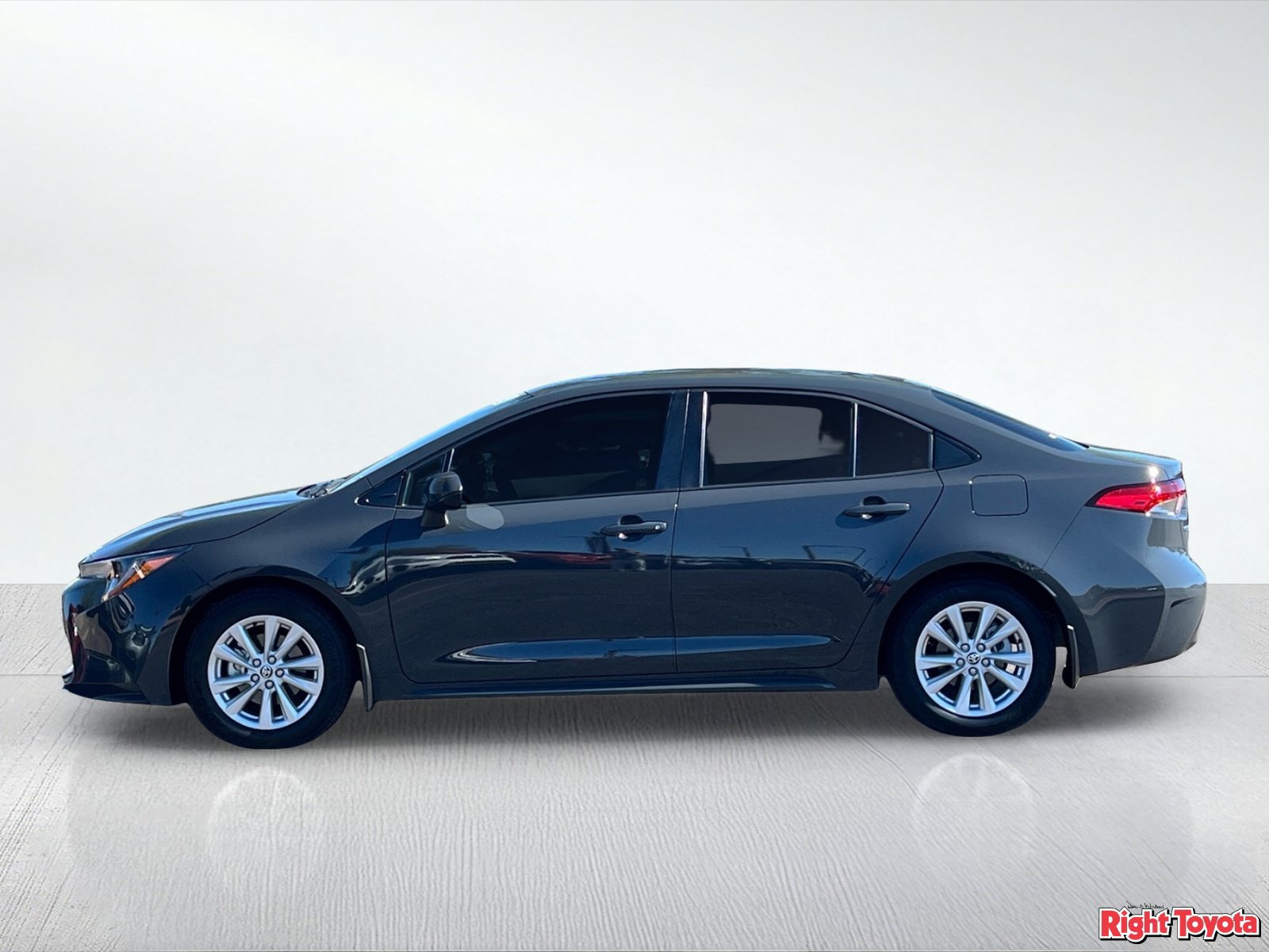 Certified 2026 Toyota Corolla LE w/ LE Premium Package FWD image 4
