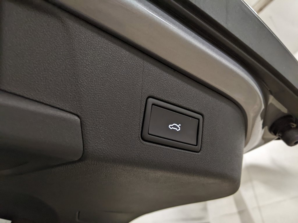 New 2025 Volkswagen ID.4 Pro S image 29