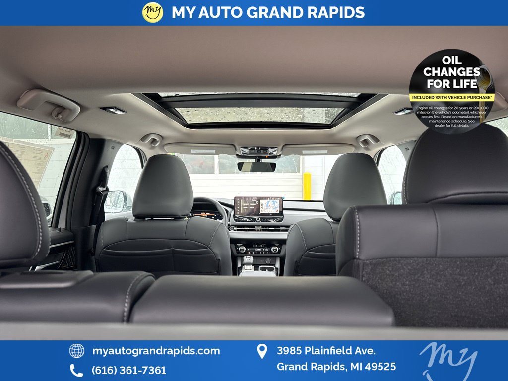 Used 2026 Mitsubishi Outlander SE AWD/4WD image 15
