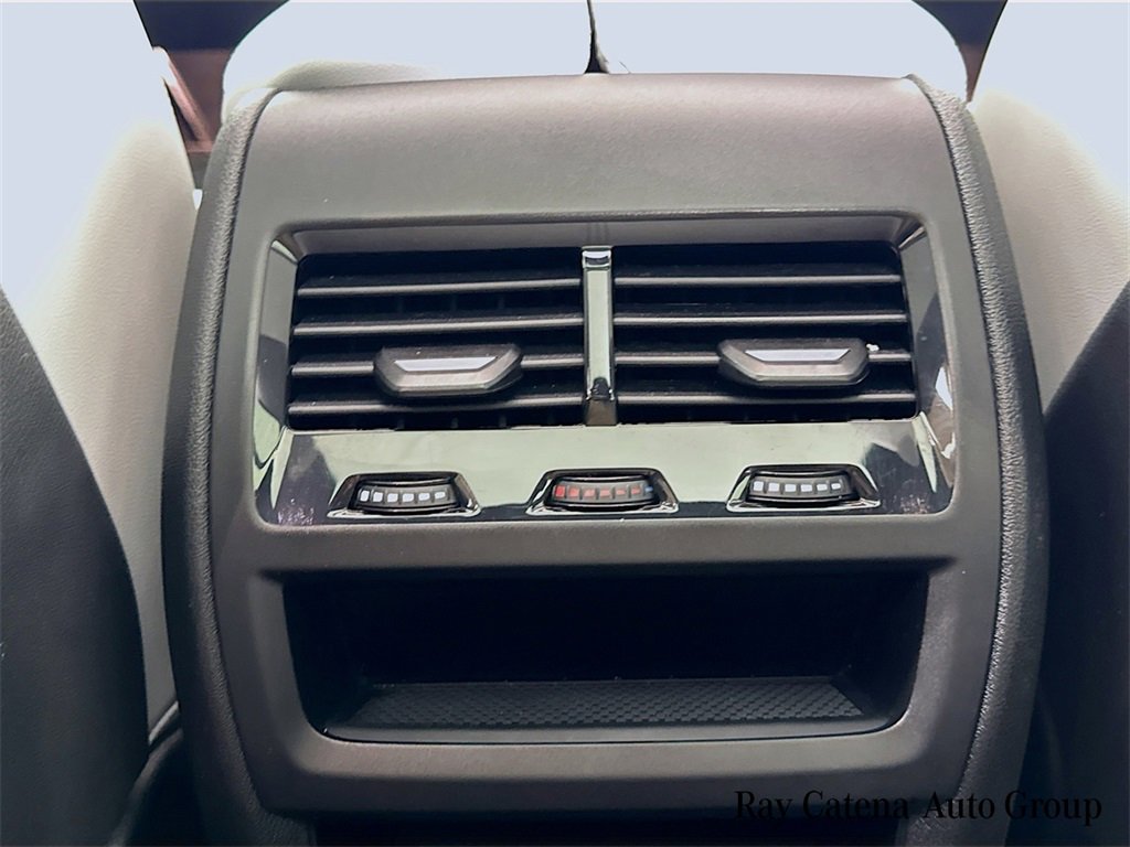 Used 2024 BMW X5 xDrive40i w/ Premium Package image 27