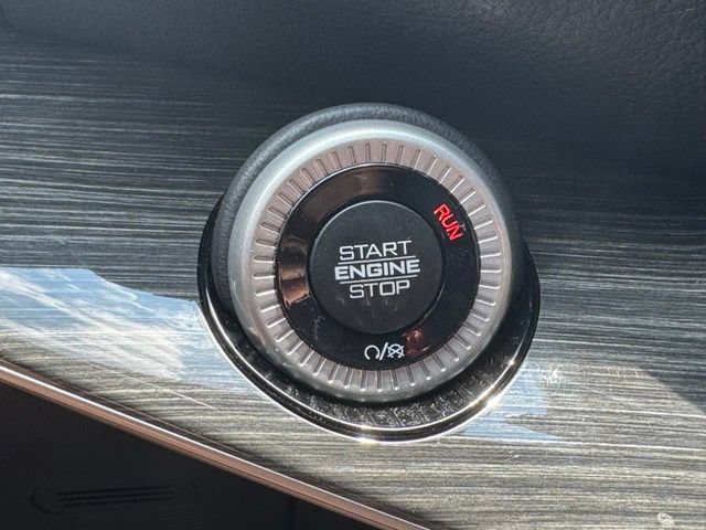 Certified 2022 Jeep Wagoneer Series II AWD/4WD image 36