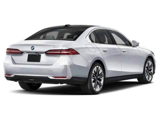 New 2027 BMW 530i RWD image 2