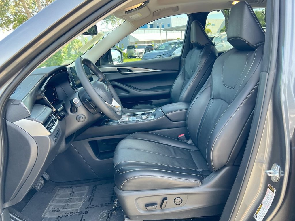Used 2022 INFINITI QX60 Luxe w/ Cargo Package FWD image 12