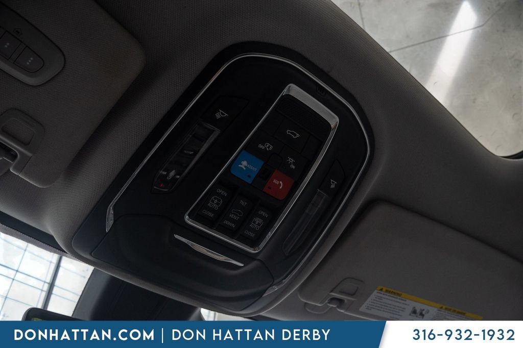 Used 2021 Jeep Grand Cherokee L Summit w/ Advanced Protech Group IV AWD/4WD image 13