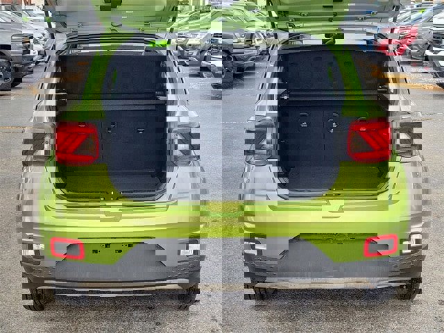 Used 2021 Hyundai Venue SE image 26