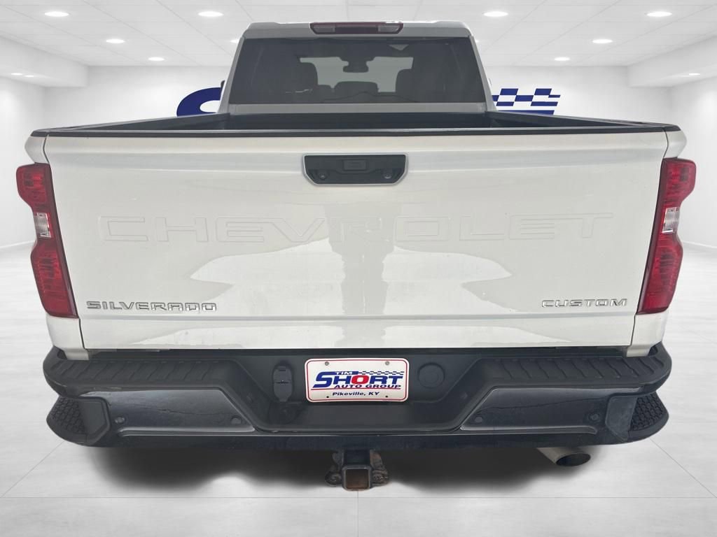 Used 2025 Chevrolet Silverado 2500 Custom w/ Custom Value Package image 6