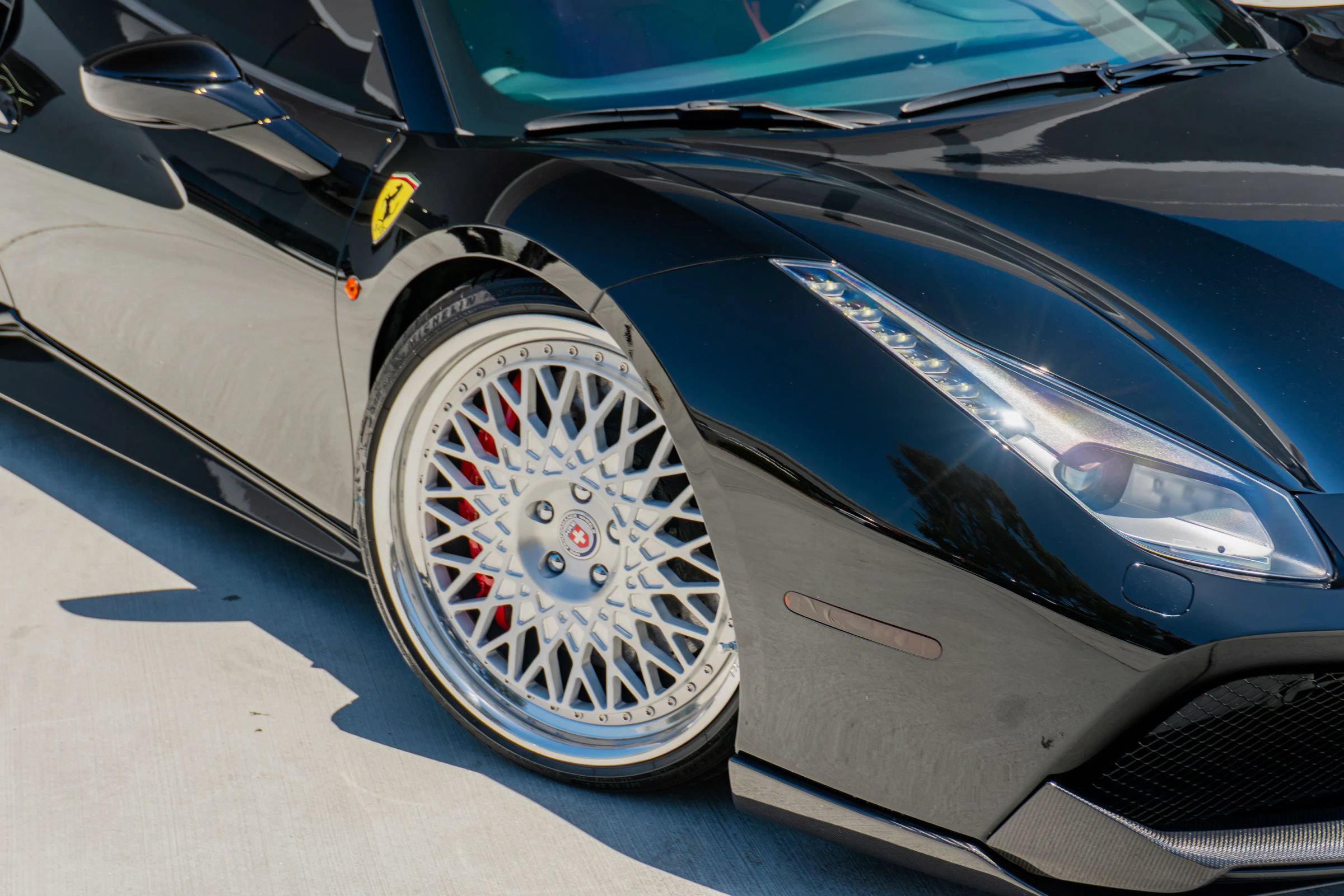 Used 2018 Ferrari 488 Spider RWD image 30