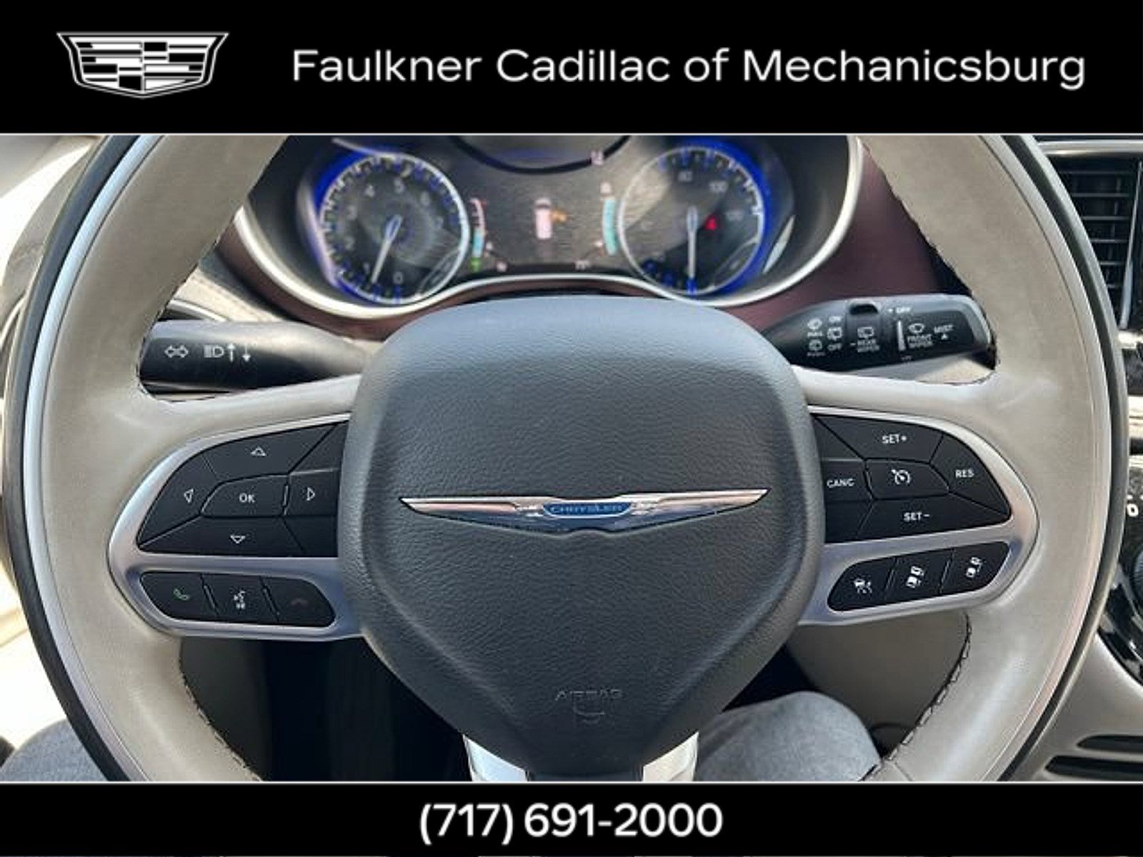 Used 2020 Chrysler Pacifica Limited w/ Advanced Safetytec Group FWD image 32