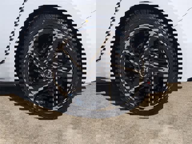 Used 2022 Hyundai Elantra N Line image 14