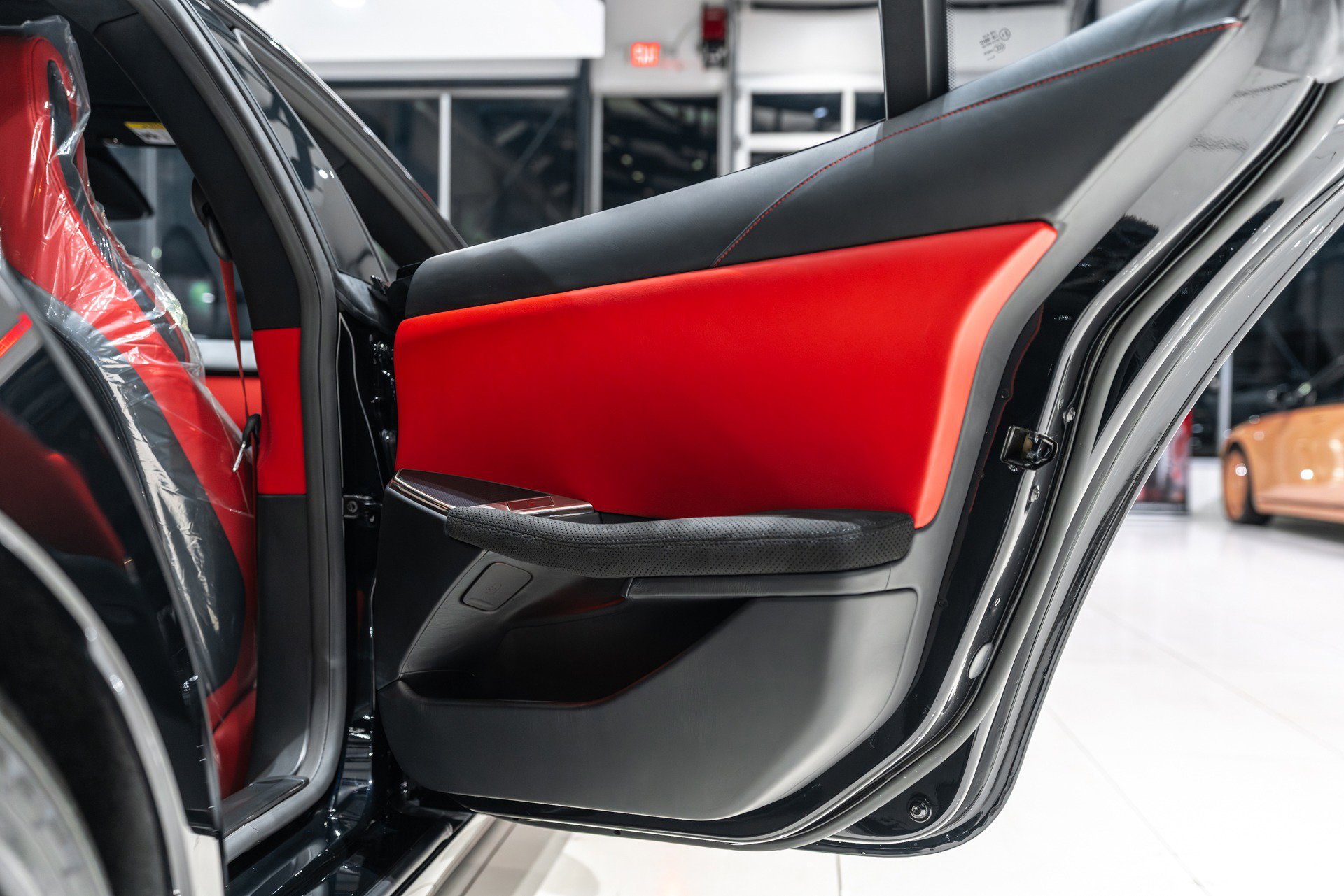 Used 2025 Karma Revero Luxury image 38