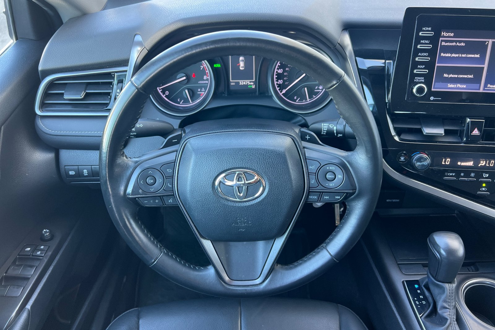 Used 2024 Toyota Camry SE FWD image 16
