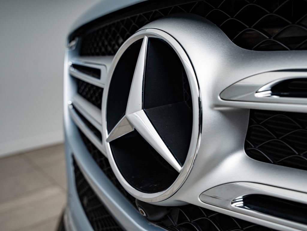 Used 2017 Mercedes-Benz GLE 350 4MATIC image 3