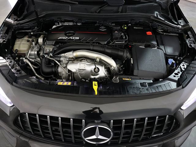 Used 2021 Mercedes-Benz GLA 35 AMG 4MATIC image 37