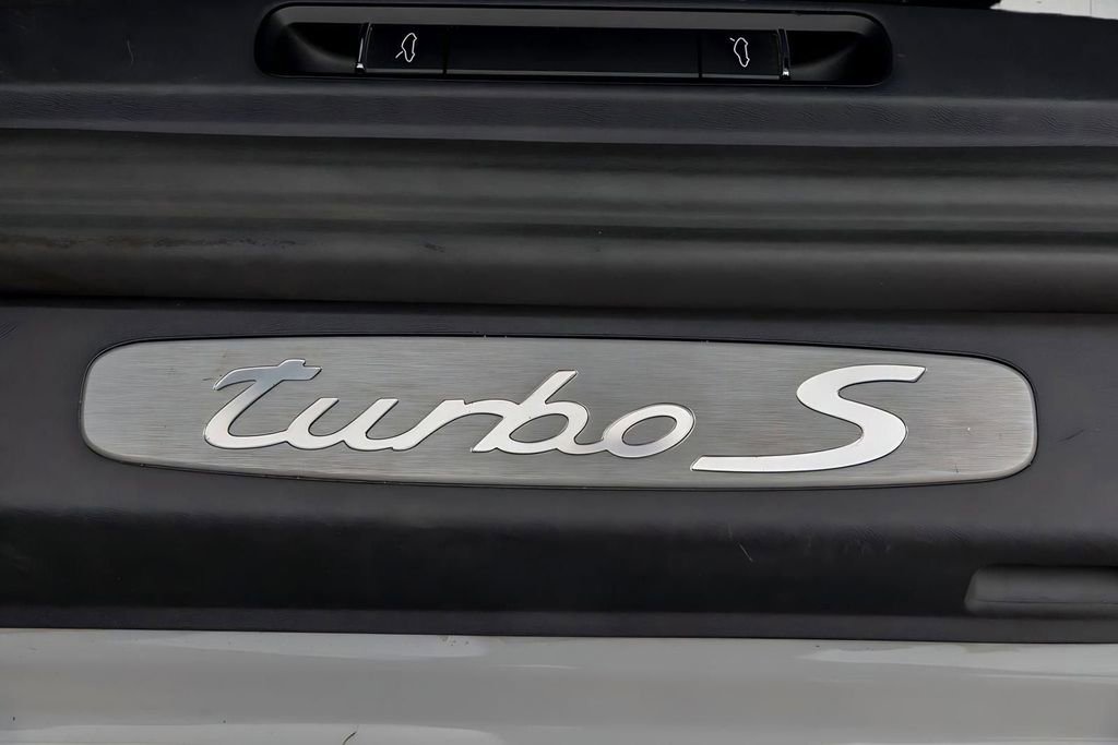 Used 2019 Porsche 911 Turbo S image 21
