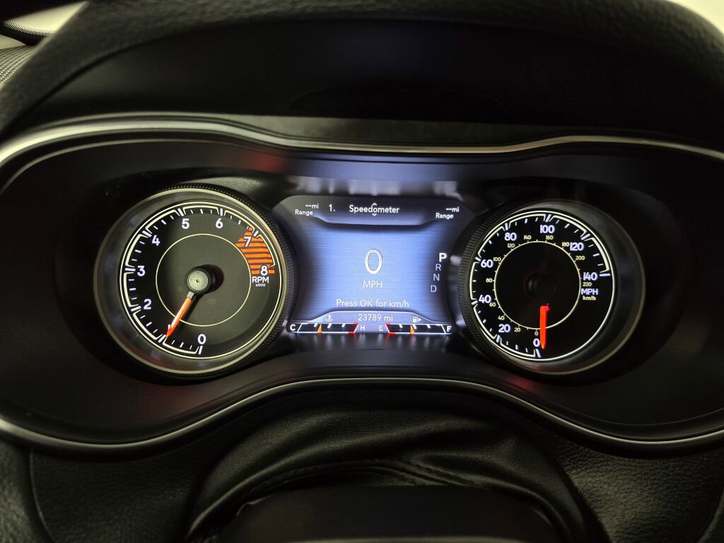 Used 2021 Jeep Cherokee Trailhawk w/ Technology Group image 26