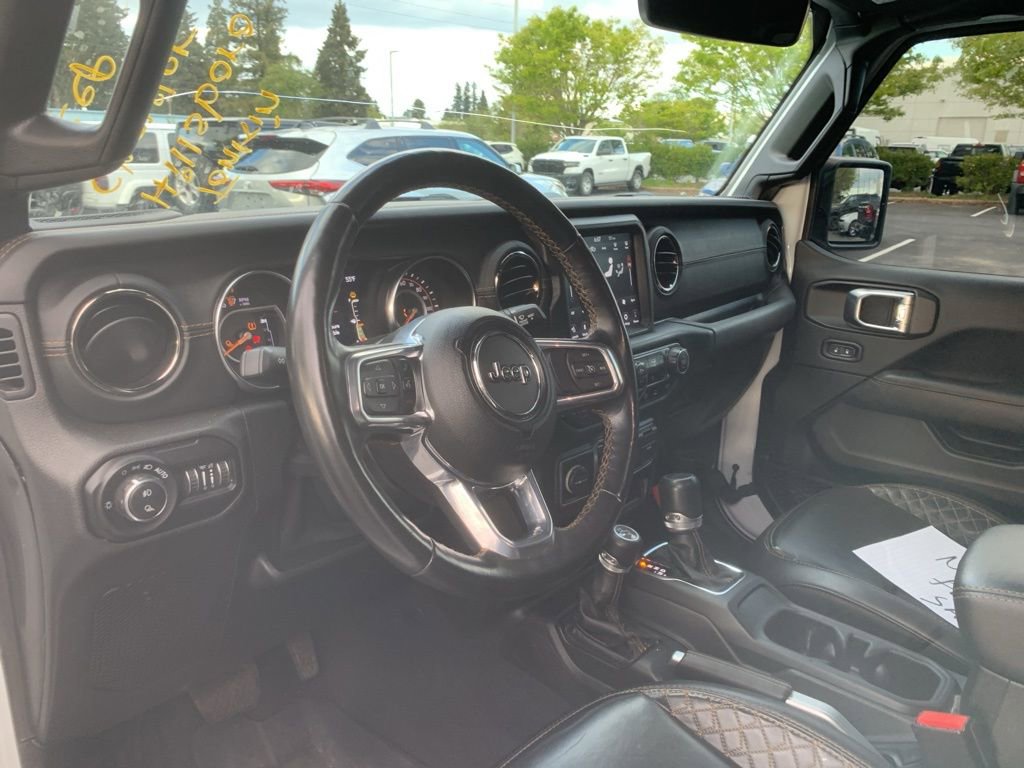 Used 2021 Jeep Gladiator Overland AWD/4WD image 11