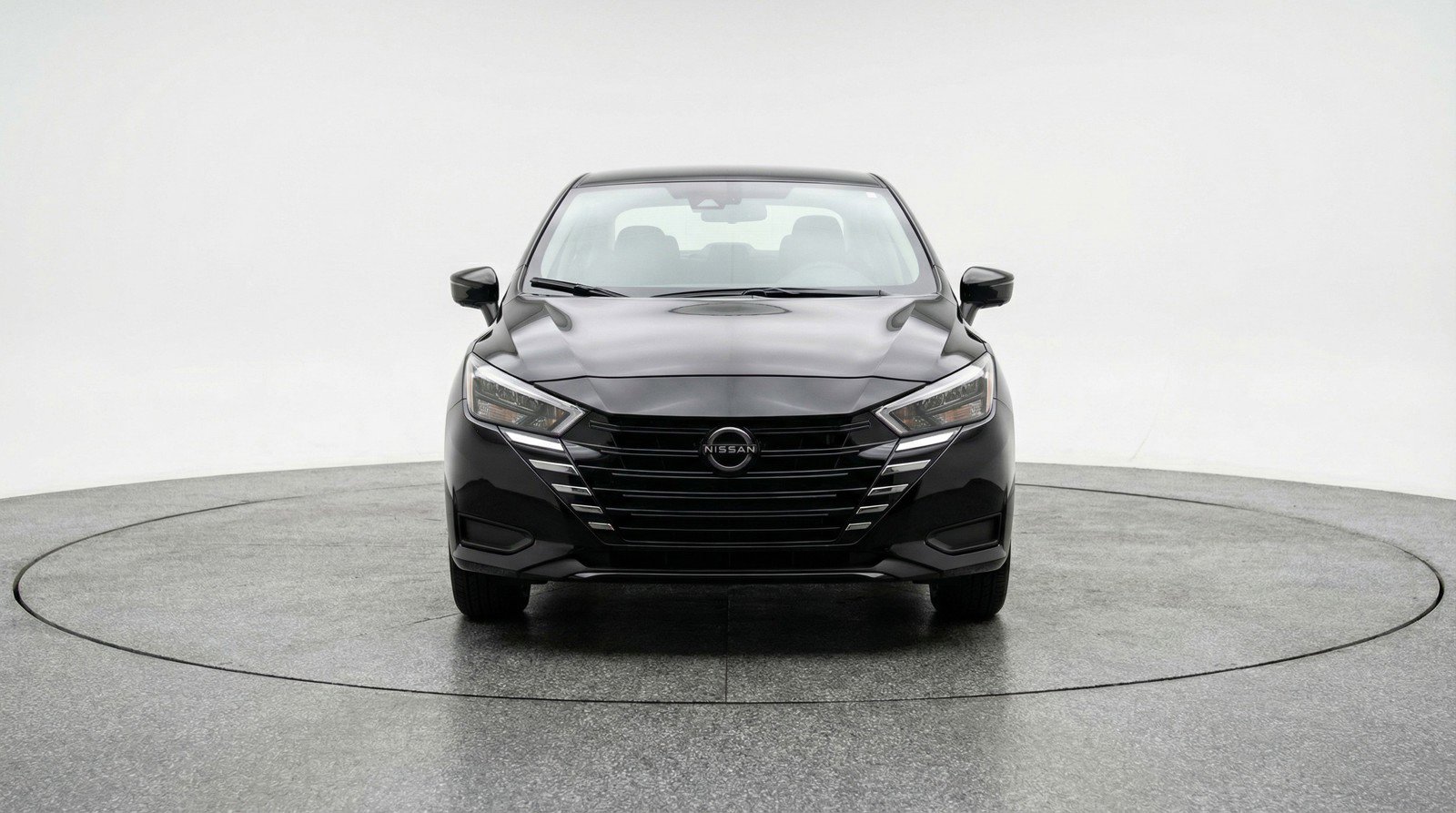 Used 2025 Nissan Versa SV FWD image 2