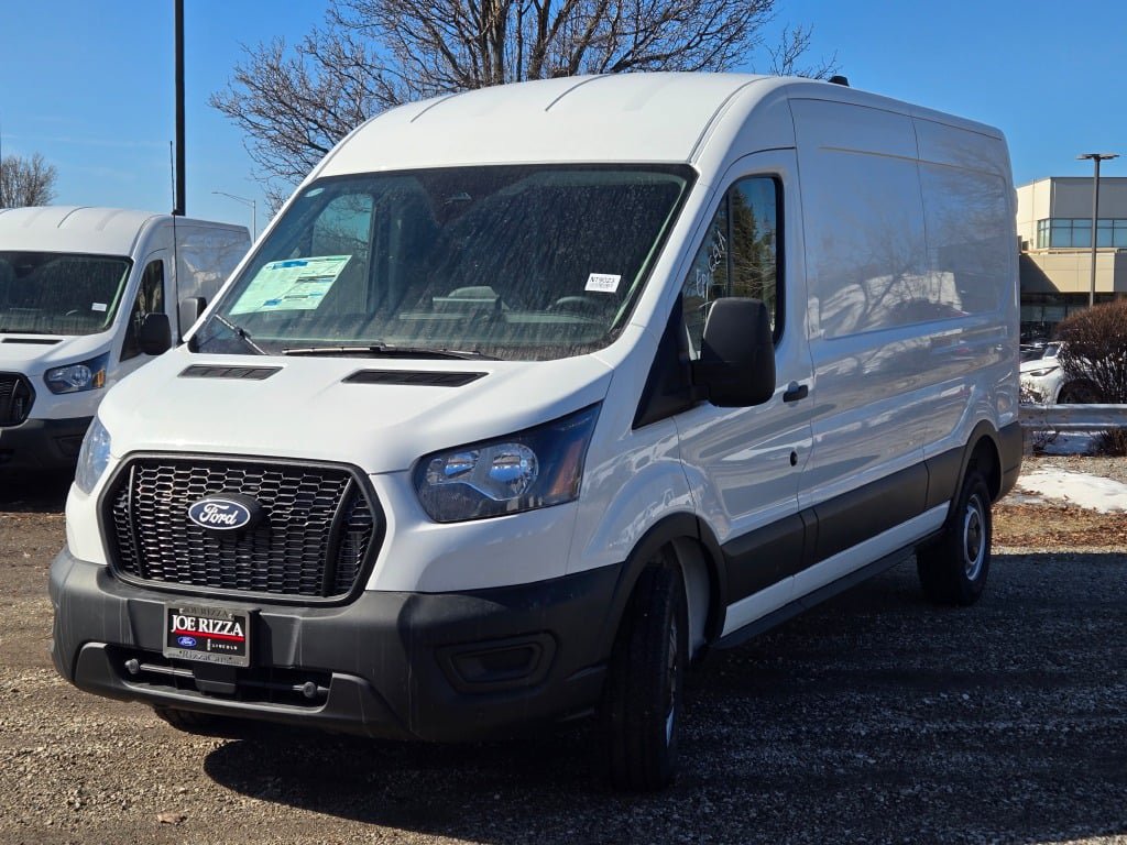 New 2026 Ford Transit 250 148 Medium Roof w/ Load Area Protection Package RWD image 3